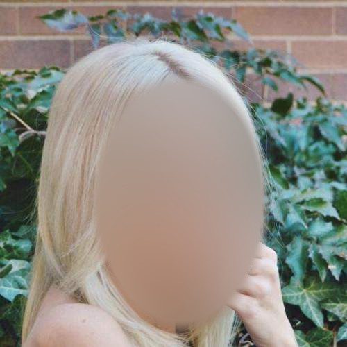 Meine Anzeige für die Einreichung einer angebotenen Frau ohne Halsband … wer will mich zähmen? — Cochem