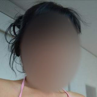 Reife Frau verfügbar Ende des Morgens für ein Treffen im Freien und schnelle Oralsex — Minden